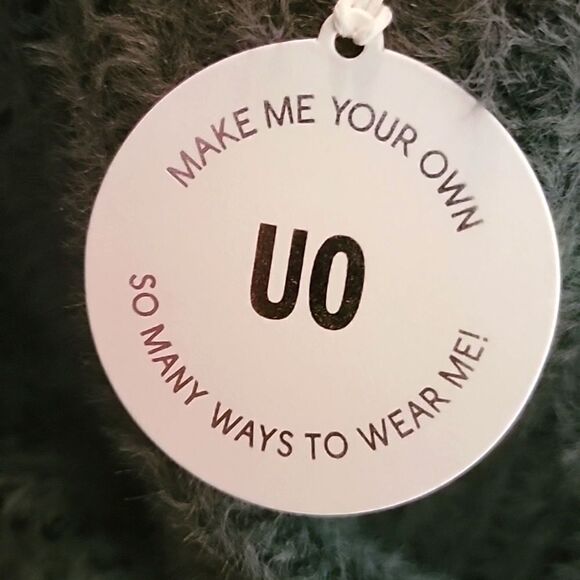 NWT Urban OutfittersâSweater SOFT ANDâLUXURIOUS - Picture 11 of 11